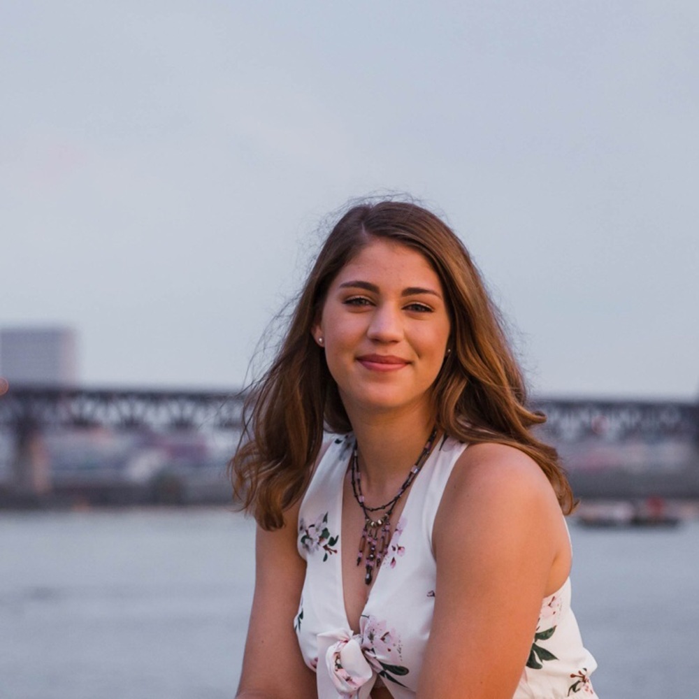 Meet your Posher, Lizzie